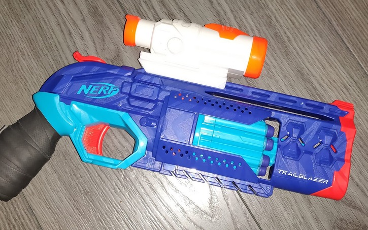 3D design rail nerf trailblazer - Tinkercad